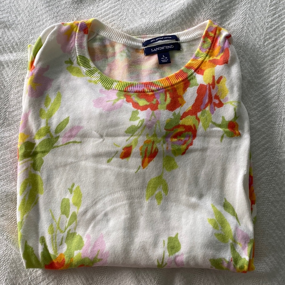 Lands’ End floral print sweater 3/4 sleeves New No Tags size L 14-16. Never worn